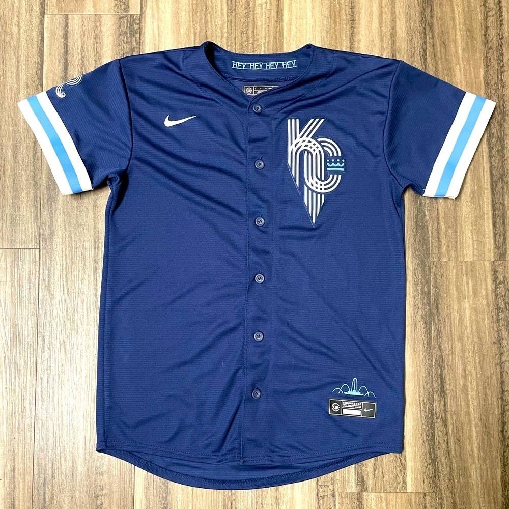 Nike Kansas City Royals MLB Size Large City Connect Jersey